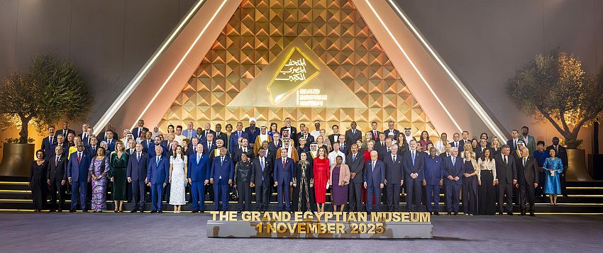 بحضور دولي حاشد .. الرئيس العليمي رئيس مجلس القيادة يشارك في افتتاح المتحف المصري الكبير