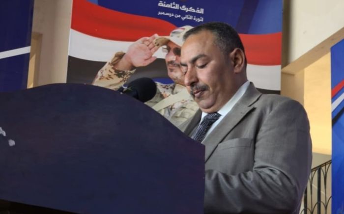 في كلمة المكتب السياسي للمقاومة الوطنية في فعاليات إحياء ذكرى2 ديسمبر .. الزحزوح يؤكد بان استعادة صنعاء مفتاح الحل للأزمة اليمنية وضمان الأمن الإقليمي والملاحة البحرية