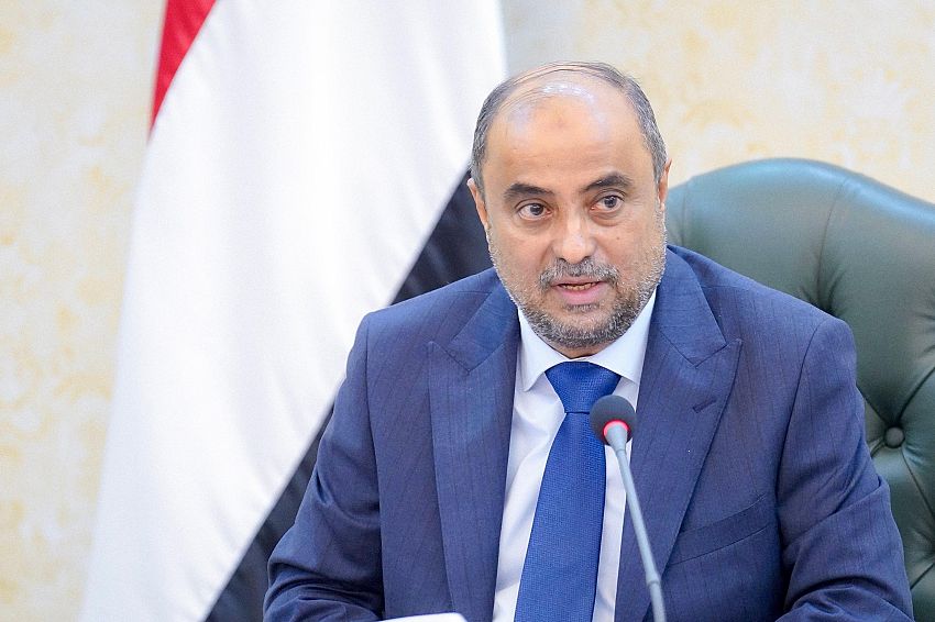 رئيس الوزراء اليمني سالم بن بريك يدعو شركاء اليمن الى دعم خطة الحكومة واولوياتها ويؤكد للشعب اليمني بان الحكومة ستحقق مايصبو له وهذه ابرز توجيهاته 