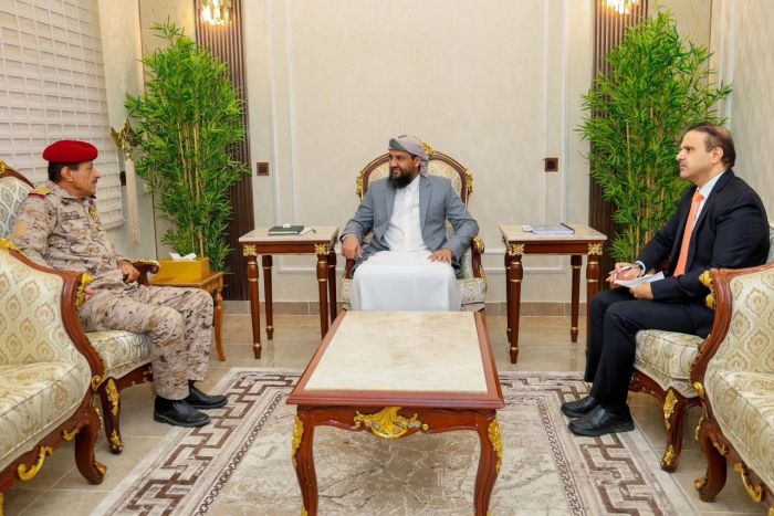 للاطلاع على مستجدات الأوضاع العسكرية .. المحرّمي يشدد على تعزيز الجاهزية والتنسيق العسكري