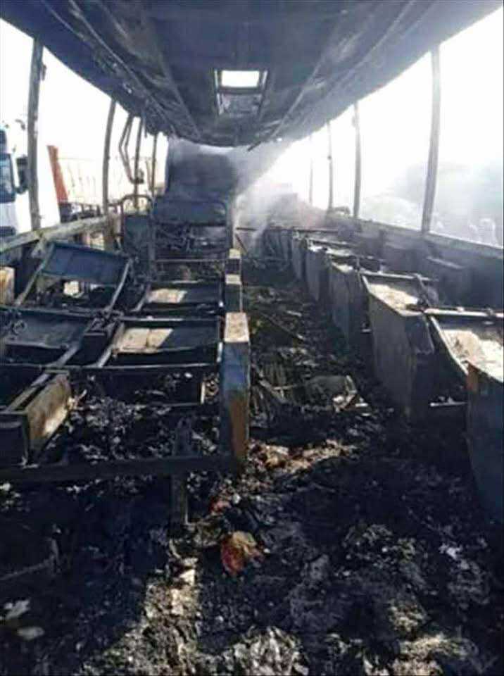 في حادث مروع في أبين : اصطدام حافلة بسيارة يخلف عدد من القتلى