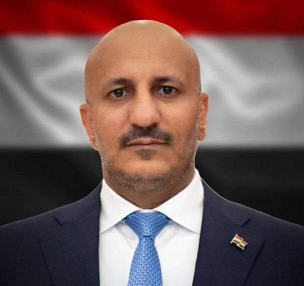 طارق صالح يطمئن على أوضاع الحجاج اليمنيين