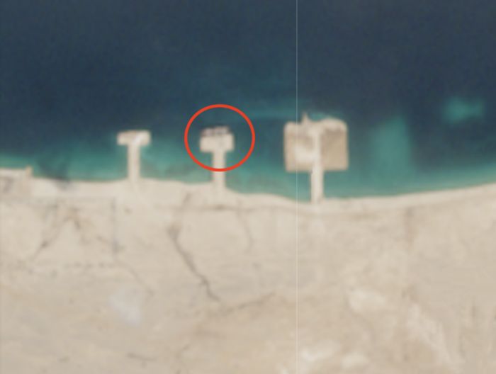 مليشيا الحو...ثي تنقل حركة الملاحة التجارية من ميناء الحديدة إلى رأس عيسى