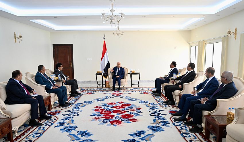 لتعزيز وحدة الصف .. الرئيس العليمي يستقبل قيادات المكتب السياسي للمقاومة الوطنية