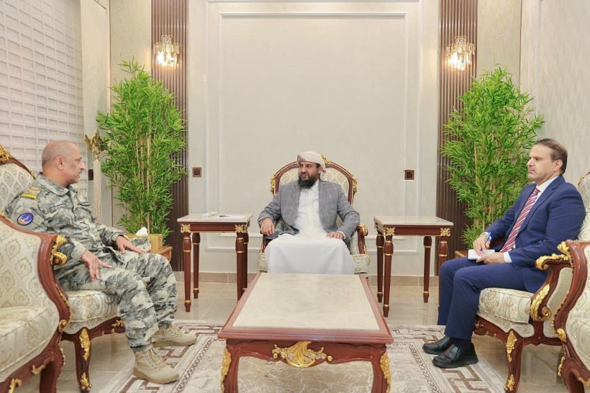 اليمن : المحرّمي يؤكد على أهمية رفع جاهزية خفر السواحل