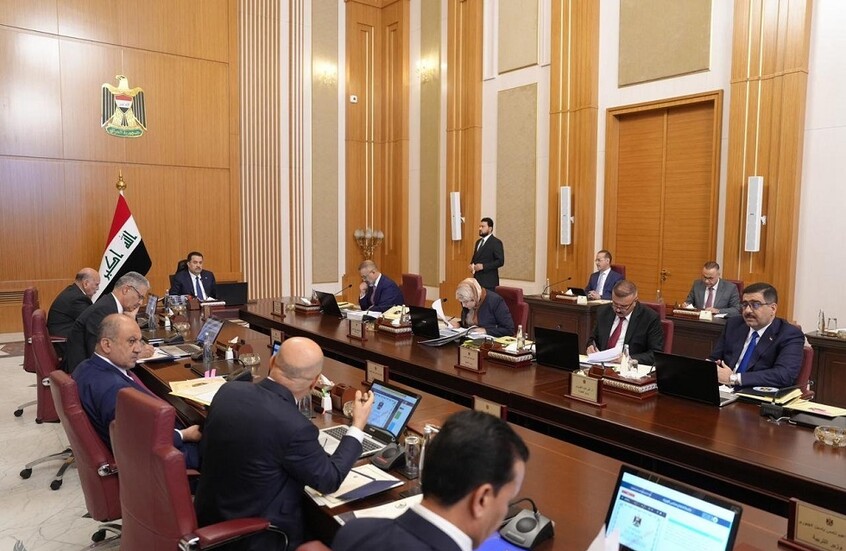 الحكومة العراقية تُعفي مسؤولين إثر تجميدهم أموال حزب الله اللبناني والحو...ثيين