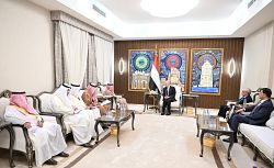 الرئيس العليمي يؤكد بان قضية الجنوب قضية وطنية وانه ملتزم بحلها في اطر كافة المرجعيات تفاصيل 