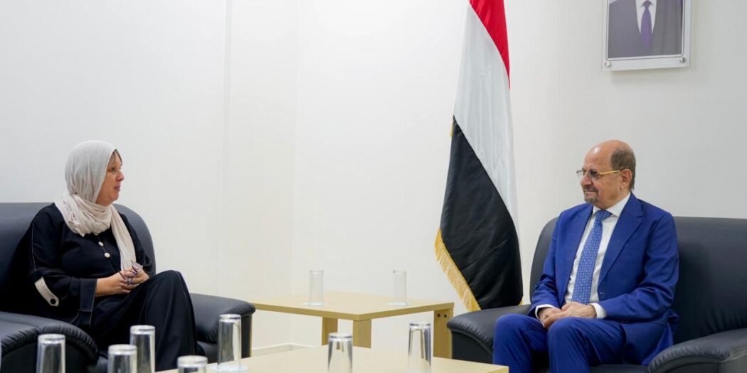 وزير الخارجية وشؤون المغتربين الدكتور شائع الزنداني يلتقي مديرة مكتب الأوتشا الجديد في اليمن
