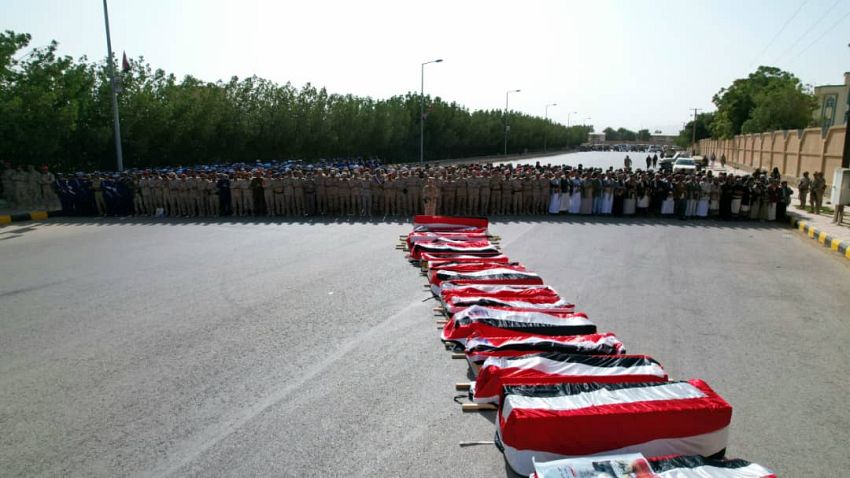 بمحافظة مأرب .. تشييع رسمي وشعبي لعدد من شهداء القوات المسلحة