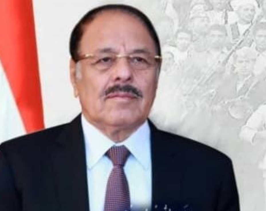 ماذا قال علي محسن الاحمر عن ذكرى الوحدة اليمنية 22 من مايو ؟شاهد ما كتبه عن ذلك عبر تدوينة له على حسابه بمنصة إكس 