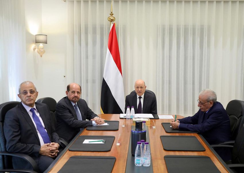 الرئيس العليمي يقف اليوم امام مستجدات الأوضاع في مواجهة الانتقالي الجنوبي ويقوم بهذا الامر