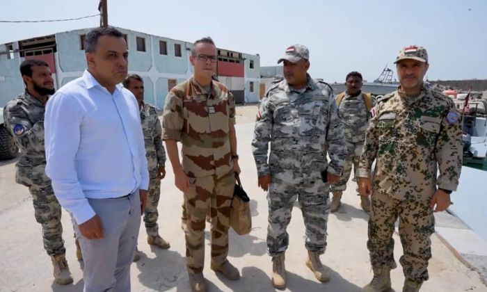 خلال زيارة ميدانية.. الملحق العسكري الفرنسي يشيد بمستوى خفر السواحل بقطاع البحر الأحمر (فيديو)