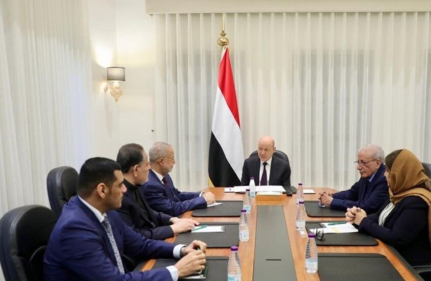 الرئيس العليمي يمنح هيئة التشاور فرصتها الاخيرة للقيام بهذا الامر والا فصلاحيتها منتهية تفاصيل 