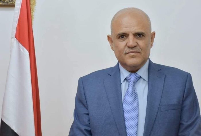 بشكل مباشر .. محافظ تعز يوجه ببيع الغاز للمواطنين مباشرة وسحب تراخيص الوكلاء المخالفين