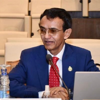 بمناسبة ذكرى الاستقلال المجيد .. علوي الباشا بن زبع يهنيء القيادة السياسية والشعب اليمني وكل المناضلين الاحرار ويترحم على الشهداء 