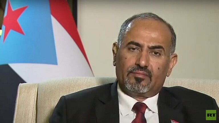 خالد الرويشان يفتح النار مجدداً على عيدروس الزبيدي ويفحمه بهذه الكلمات القوية