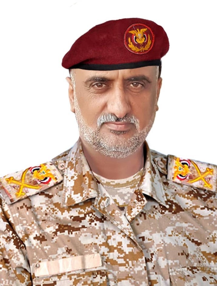 وفاة رئيس أركان المنطقة العسكرية السابعة متأثراً بإصابته في مواجهات مع مليشيا الحوثي بجبهة الكسارة غربي مأرب