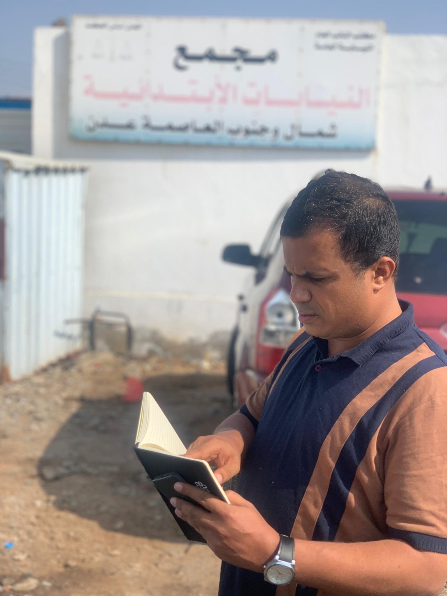 الصحفي والإعلامي اليمني عبدالرحمن انيس يكشف مستجدات قضيته مع المجلس الانتقالي الجنوبي شاهد ما قاله 