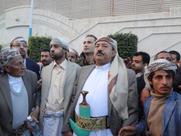 تعرف على أكبر عملية فساد ومتاجرة بعقود الطاقة المشتراه  يقودها رجل الأعمال حسن جيد