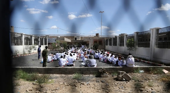 المليشيا الحوثية تقتل المختطفين.. تقرير يكشف بالارقام  تعرض اكثر من  1635 مختطفاً للتعذيب بسجون الحوثي وصلت إلى الموت 