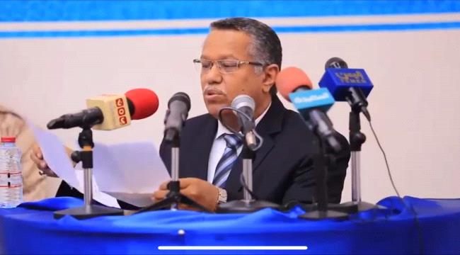 بن دغر رئيسا للوزراء وتشكيل لجنة تستلم المبالغ التي نهبتها مليشيات الانتقالي وصرف المرتبات المتاخره ..المشهد الدولي يرصد اخر المستجدات 