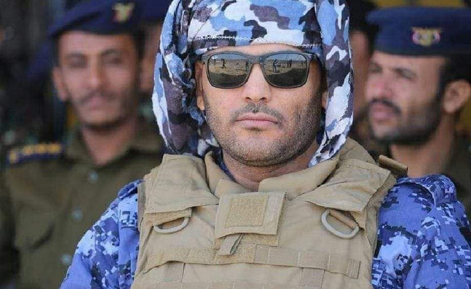 إصابة قائد عسكري بارز في القوات الحكومية في المواجهات المشتعلة مع مليشيا الحوثي في جبل مراد جنوبي مأرب (الإسم والصورة)