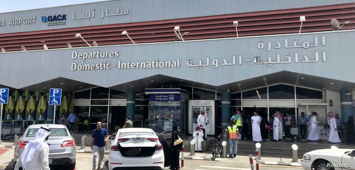 التحالف: تناثر شظايا نتيجة اعتراض طائرة مسيرة في محيط مطار أبها