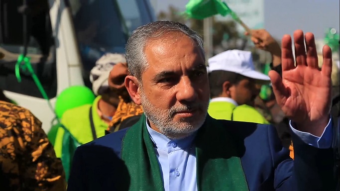 خلافات أم دواعٍ إنسانية.. ما وراء مغادرة سفير إيران لدى الحوثيين؟