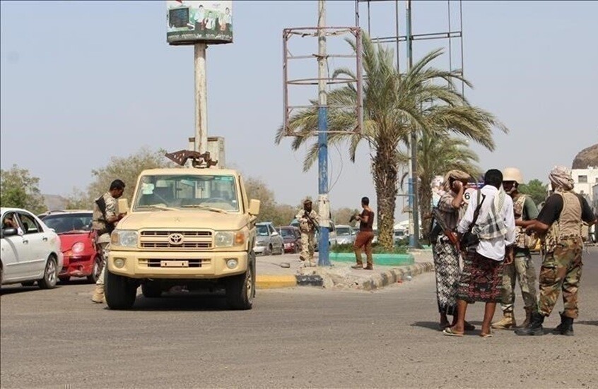 اللواء عيدروس الزُبيدي يكشف عن هدف الانتقالي من السيطرة على محافظات الجنوب ويتحدث عن الهدف القادم وقال قيادة الاخوان فشلت في تحرير صنعاء وانحرفت نحو الاسترخاء 