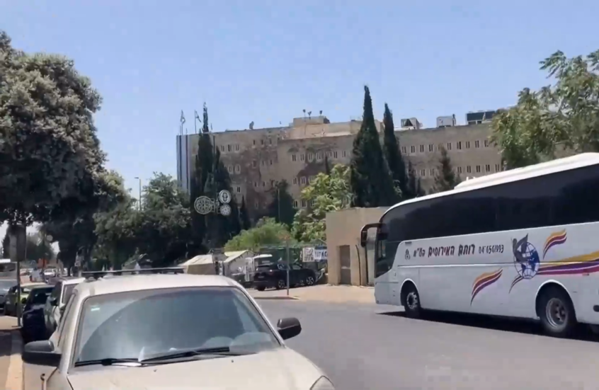 الجيش الإسرائيلي يعلن اعتراض صاروخ أطلق من اليمن