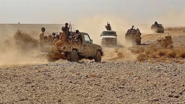 أعلنت مقتل وإصابة 9 جنود.. القوات الحكومية: الحوثيون يواصلون الدفع بتعزيزات إلى جبهات مأرب وتعز