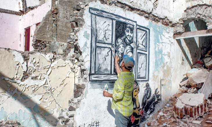 رسومات جدارية في عدن تروي مآسي حرب اليمن